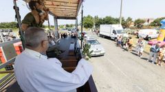 Por todo Carballo sonaron los motores en devocin por San Cristovo!