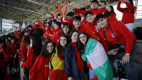 Miles de alumnos en el campus de Elvi�a, en A Coru�a