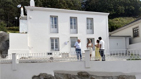 La delegada de la Xunta en Ferrol, Martina Aneiros, visit&oacute; la vivienda tur&iacute;stica Altesor en Ma&ntilde;&oacute;n, beneficiaria de las ayudas