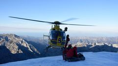 Un rescate del helic�ptero medicalizado en el Urriellu