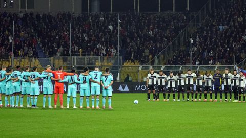 Minuto de silencio en el Parma-Bolonia de este domingo en recuerdo de Giovanni Galeone