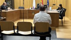 El acusado, durante la vista celebrada en Ourense.