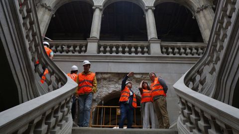 Visita a las obras de rehabilitacin de la Casa Consistorial de Pontevedra