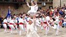 Danza de las espadas y las penlas en la fiesta de la Coca de Redondela