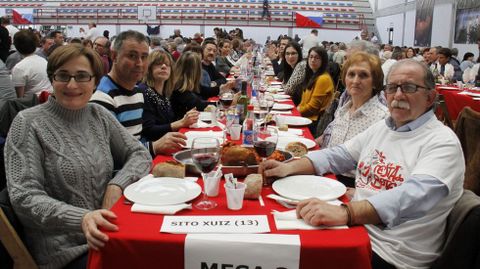 O Barco se rindi al botelo.Ms de mil personas asistieron a la comida en el pabelln