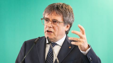 El presidente de Junts, Carles Puigdemont, durante la rueda de prensa en Perpin (Francia), donde anunci la ruptura con el PSOE.