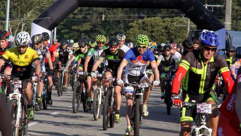 PRIMER TERRAS DE BARBANTIA BTT CON SALIDA DESDE LA AVENIDA DE COMPOSTELA EN BOIRO