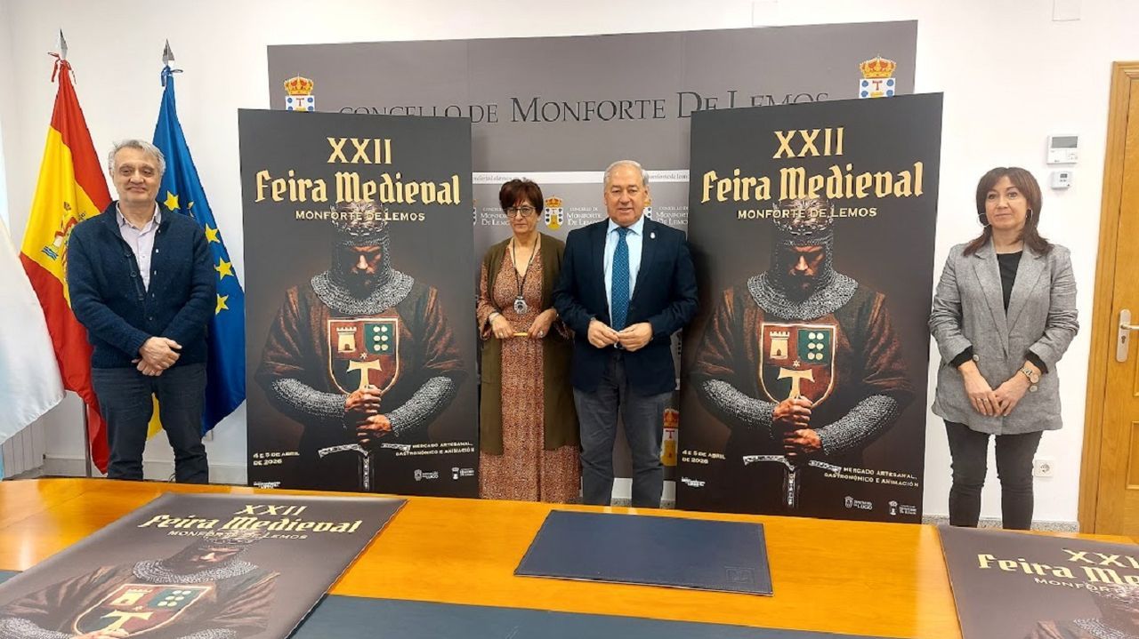 Un guerrero solemne anuncia la Feira Medieval de Monforte