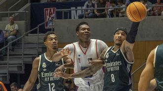 Abogidi, entre Maledon y Okeke