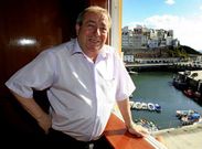 Genaro Amigo � patr�n maior da confrar�a de Malpica dende hai 24 anos.