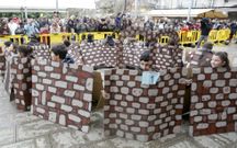 Somos de Lugo, premio al disfraz reciclado. 