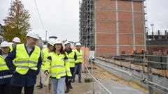 La conselleira de Vivenda, Mara Martnez Allegue, en su visita de este lunes a la promocin Andares do Lrez, donde se construyen 56 viviendas protegidas
