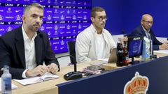 Santiago Liste, responsable del Departamento Jur�dico; J os� Manuel Garc�a, Director de Medios; y Jes�s Blanco, Director de Seguridad del Deportivo, durante la rueda de prensa celebrada este mi�rcoles.