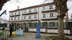 La antigua residencia de oficiales de Batallones, situada frente a la Casa do Pat�n, se construy� en 1.930
