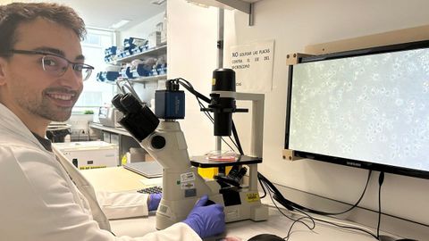 Christian Garc�a ejerce de investigador predoctoral en el Instituto de Investigaci�n Biom�dica de A Coru�a (INIBIC)