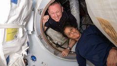 Barry Wilmore y Sunita Williams, los dos astronautas de la cpsula Starliner, en una foto cedida por la NASA