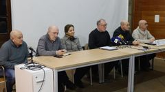 Portavoces del Foro Cidad�n polo Ferrocarril ofrecen una comparecencia p�blica para anunciar nuevas medidas en demanda de la modernizaci�n del servicio de tren a Ferrol.