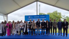 Foto de familia del acto de inauguraci�n del nuevo centro de salud de Abegondo