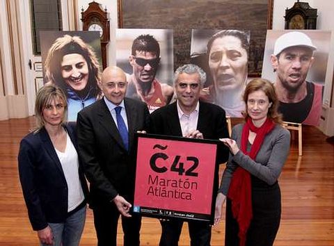 Momento de la presentaci�n del marat�n coru��s.