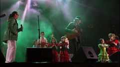 Concierto de Los Manolos en la Feria de Abril de Noia