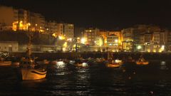 Vista nocturna del puerto de Malpica (foto de archivo), uno de los 26 donde Portos mejorar� el alumbrado