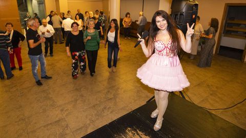 Judith Cundns actuar hoy en el baile de Traba de Laxe 