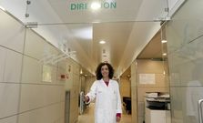 La gerente del hospital quiere mejorar este a�o el servicio de atenci�n al paciente. 