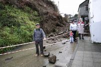 BETANZOS CAE EL MURO DE A CONDOMI�A