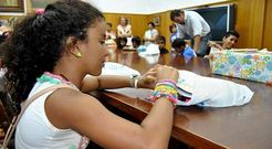 El consistorio de A Estrada acogi� ayer la despedida a los ni�os saharau�s.