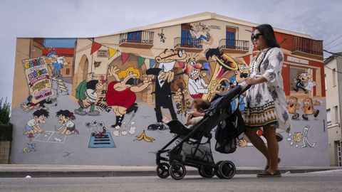 Imagen del mural dedicado a Mortadelo y Filem�n.
