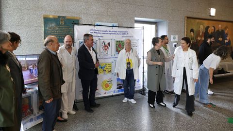 La entrada principal del Hospital Provincial de Pontevedra alberga hasta el 29 de octubre la exposici�n itinerante del concurso de carteles sobre donaci�n y trasplantes