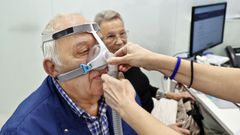 Un matrimonio, dos CPAP. Fernando Magdalena lleva veinte a�os con una�m�quina para dormir. Margarita Iglesias empez� en los �ltimos meses