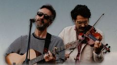 Los m�sicos Roger de Flor (guitarra) y Pedro Montilla (viol�n).