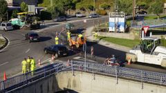 Asfaltado del tramo de la carretera N-120 en el t�nel de O Pino