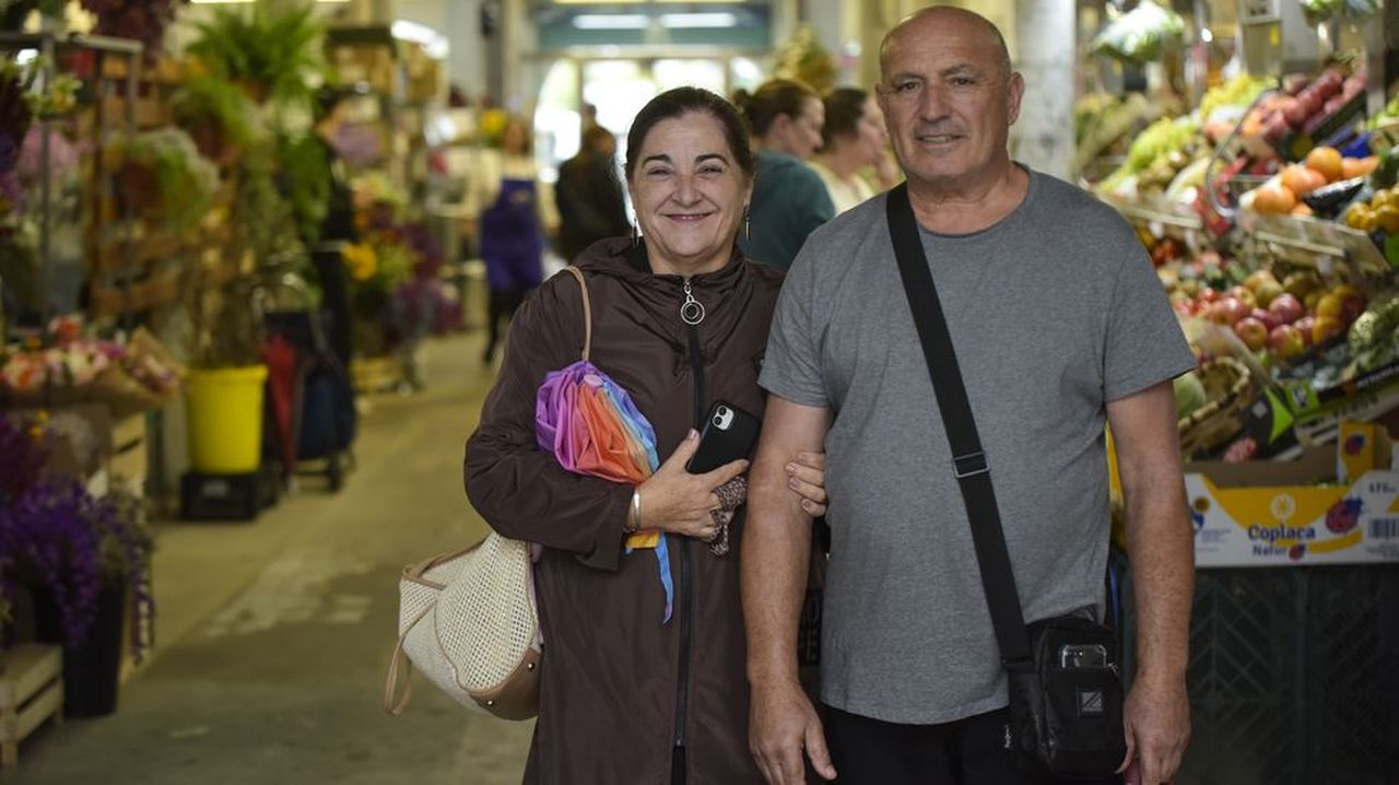 Las Rías Baixas, baratas a ojos de los turistas: «En el mercado hay tomates a 1,40 euros el kilo y en nuestra tierra los pagamos a 4,50»