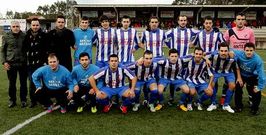 El Bu�o Sociedad Deportiva tiene una plantilla de 21 futbolistas y disputa sus encuentros en el hist�rico campo de Xavi�a.