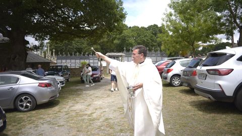 Bendición de coches en las fiestas de Muimenta