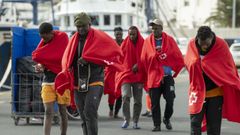 Migrantes de origen subsahariano rescatados este mi�rcoles en Lanzarote.