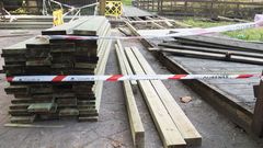 Estado del puente de madera sobre el Barba�a