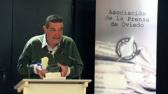 Jos� Antonio Bron, expresidente de la Asociaci�n de la Prensa de Oviedo (APO).Jos� Antonio Bron, expresidente de la Asociaci�n de la Prensa de Oviedo (APO)