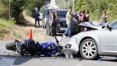 El accidente tuvo lugar en el cruce entre la carretera de Castro Caldelas y la calle de la antigua chacinera de Monforte