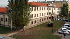 La nueva Escola Polit�cnica de Enxe�ar�a de Ferrol (EPEF) tiene su sede en la antigua Polit�cnica de Esteiro, que se ha sometido a obras de reforma para acoger al alumnado de Serantes