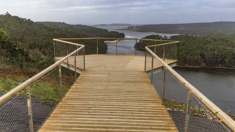 Mirador de Furna do Sapo, en Vimianzo 