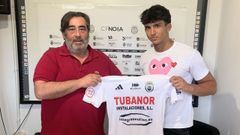 Jos Luis Botana y Manu Snchez en la presentacin del futbolista.