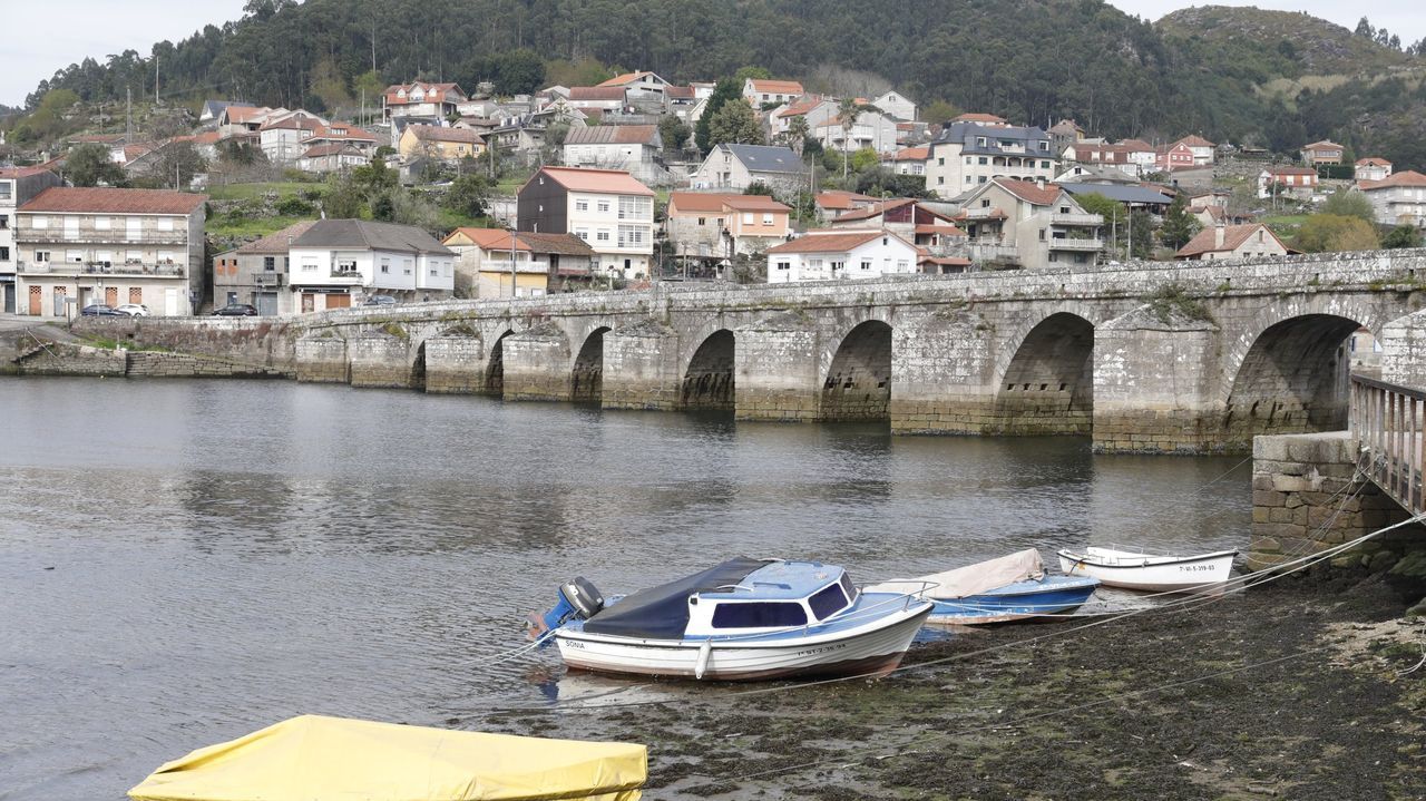 Más de un centenar de bienes se incorporan al catálogo cultural del litoral sur de Galicia