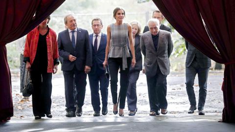 La reina Letizia a su llegada hoy en la antigua fbrica de Armas de La Vega para asistir a un homenaje al director estadounidense Martin Scorsese 