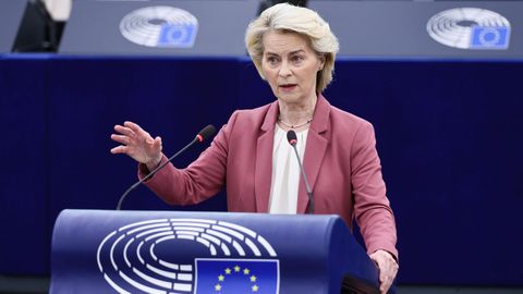 La presidenta de la Comisi�n Europea, Ursula von der Leyen, en la sesi�n de este mi�rcoles en la Euroc�mara.