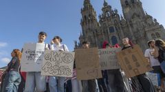 La Praza do Obradoiro se ha convertido en el epicentro de las protestas por la crisis habitacional