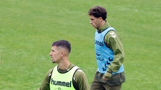 Carlos Dom�nguez y Pablo Dur�n, en un entrenamiento del primer equipo del Celta.