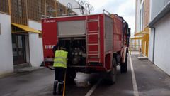 La Unidad Militar de Emergencias limpi� el centro penitenciario de Pereiro de Aguiar por dentro y por fuera